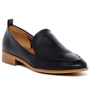 Susina Kellen Almond Toe Black Loafer